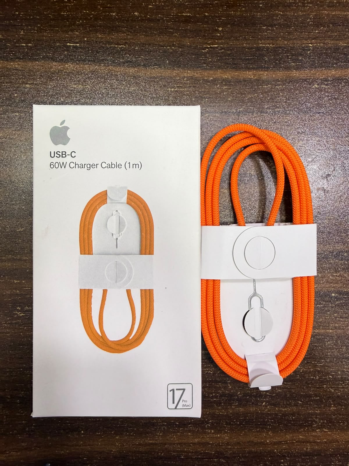 17 pro max cable